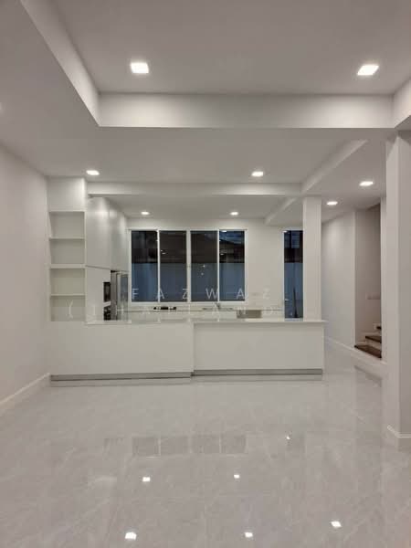 Prompak Place, Bangkok, Khlong Tan Nua, Watthana, Bangkok, 4 Bedrooms, 156 sqm, Townhouse For Rent, by Fazwaz (Thailand) Co., Ltd., 500400313 - DDproperty.com