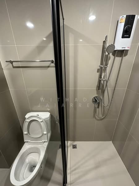 XT Huaikhwang, Bangkok, 244 Ratchadaphisek Road, Huai Khwang, Bangkok, 2 Bedrooms, 53 sqm, Condo For Rent, by Withada Jaiarree, 500400351 - DDproperty.com