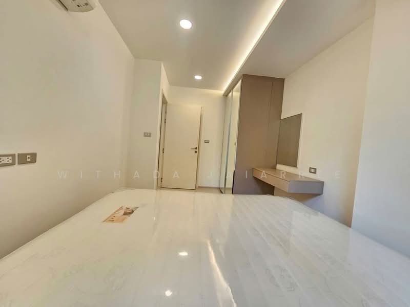 Vtara Sukhumvit 36, Bangkok, 118 Soi Saen Sabai, Phra Kanong, Khlong Toei, Bangkok, 2 Bedrooms, 62 sqm, Condo For Rent, by Withada Jaiarree, 500400367 - DDproperty.com