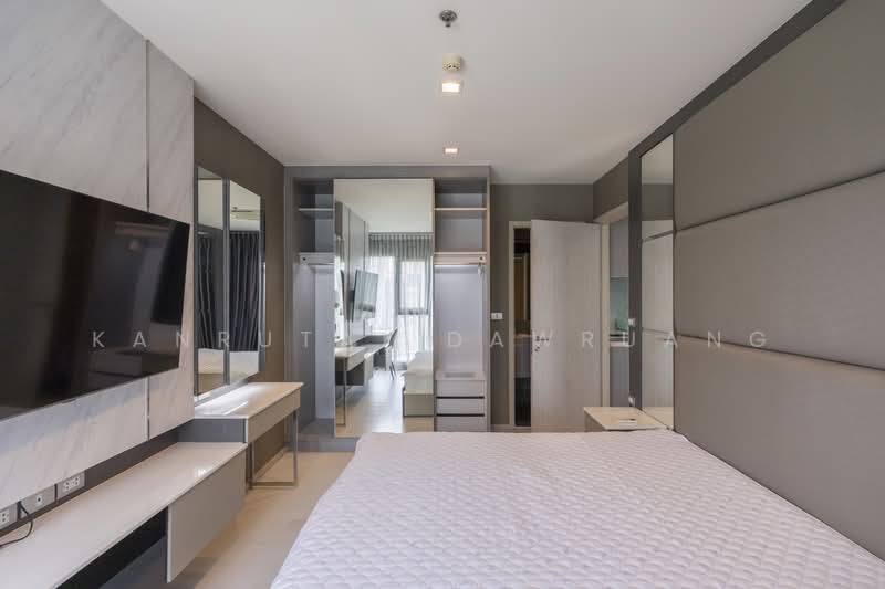 Rhythm Sukhumvit 36-38, Bangkok, 55 Soi Sukhumvit 36, Sukhumvit Road, Phra Kanong, Khlong Toei, Bangkok, 2 Bedrooms, 55 sqm, Condo For Sale, by Kanrutai Dawruang, 500400401 - DDproperty.com