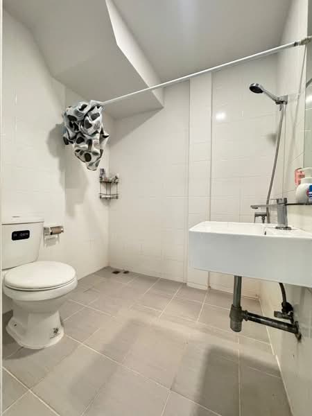 Happyville Donmuang, Bangkok, 151/179 Happyville, Si Khan, Don Mueang, Bangkok, 3 Bedrooms, 150 sqm, Townhouse For Sale, by The Best Property ตุ๊ก, 500400409 - DDproperty.com