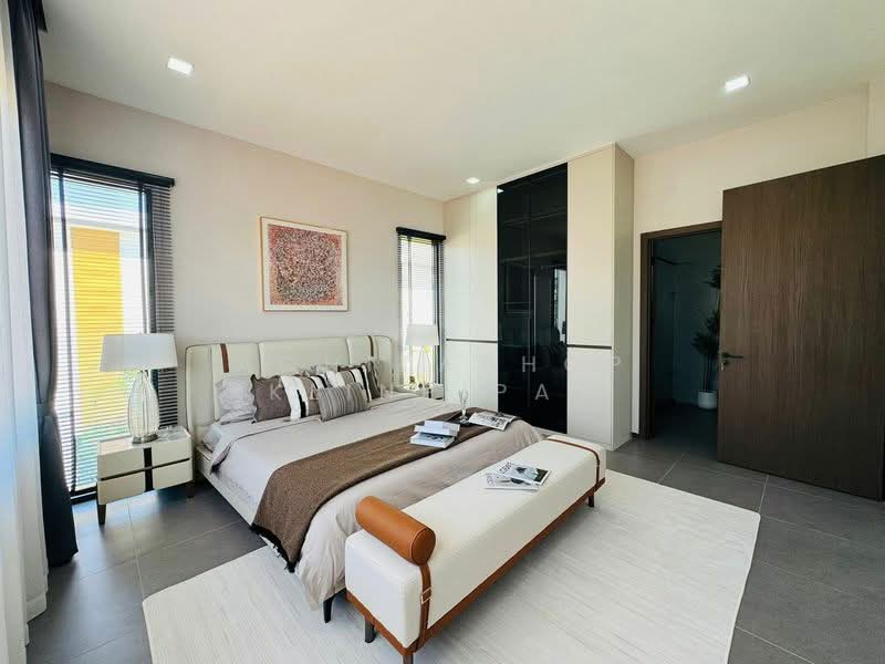 Palm Lakeside Villas, Chon Buri (Pattaya), Poong, Bang Lamung (Pattaya), Chon Buri (Pattaya), 4 Bedrooms, 300 sqm, Villa For Sale, by Achitaphop Klinpipat, 500400424 - DDproperty.com