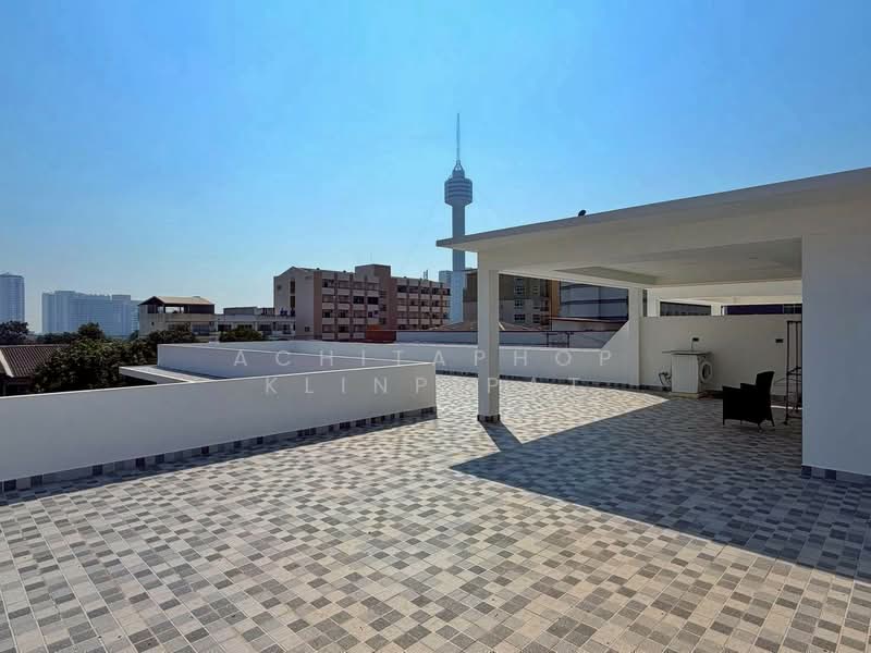 6-BR Villa, Chon Buri (Pattaya), Nong Pru, Bang Lamung (Pattaya), Chon Buri (Pattaya), 6 Bedrooms, 585 sqm, Villa For Rent, by Achitaphop Klinpipat, 500400430 - DDproperty.com