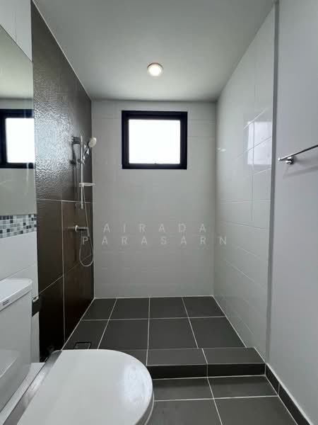 Baan Klang Muang Ratchaphruek - Rattanathibet, Nonthaburi, Soi Yothathikan, Nonthaburi 2023, Bang Rak Yai, Bang Bua Thong, Nonthaburi, 3 Bedrooms, 145 sqm, Townhouse For Rent, by Airada Parasarn, 500400440 - DDproperty.com