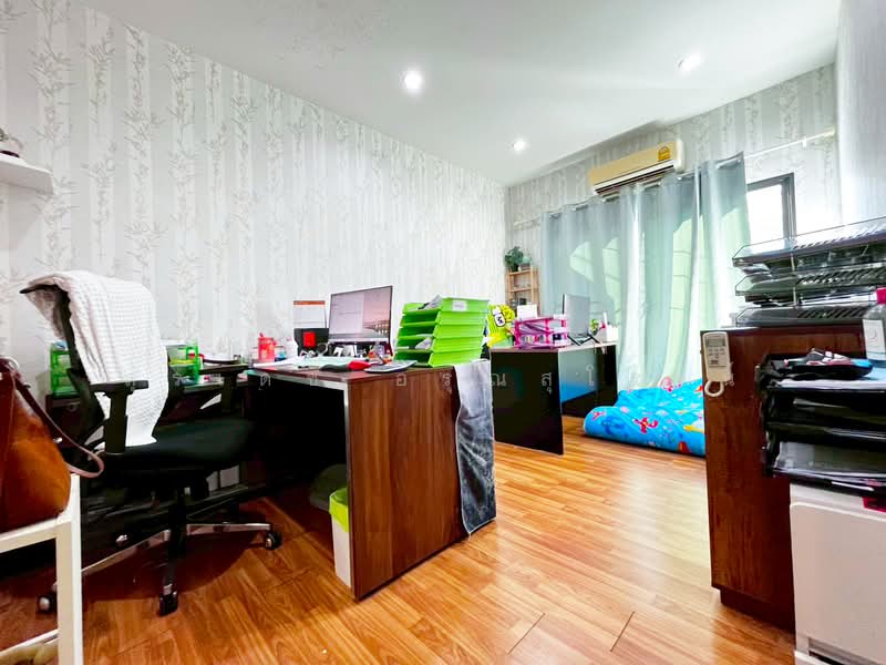 หมู่บ้าน เดอะเมทโทร รามคำแหง - วงแหวน, Bangkok, Thap Chang, Saphan Sung, Bangkok, 3 Bedrooms, 75 sqm, Townhouse For Sale, by Suradej Arunsurosn, 500400441 - DDproperty.com