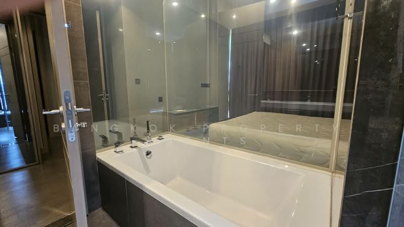 The Esse at Singha Complex, Bangkok, 1788 New Petchaburi Rd, Khlongtoei Nua, Watthana, Bangkok, 2 Bedrooms, 80 sqm, Condo For Rent, by BANGKOK PROPERTY AGENTS, 500400443 - DDproperty.com