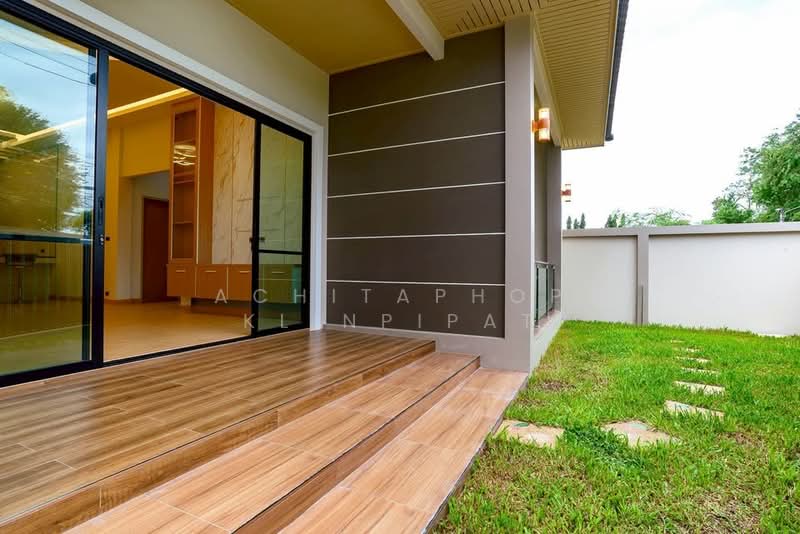3-BR House, Chon Buri (Pattaya), Na Kloe, Bang Lamung (Pattaya), Chon Buri (Pattaya), 3 Bedrooms, 204 sqm, Single Detached House For Sale, by Achitaphop Klinpipat, 500400445 - DDproperty.com