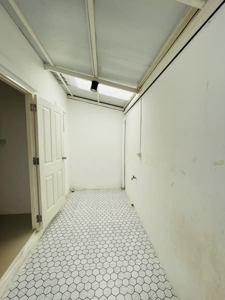 The Plus Sriracha - Raikluy, Chon Buri (Pattaya), Surasak, Si Racha, Chon Buri (Pattaya), 3 Bedrooms, 100 sqm, Townhouse For Sale, by ลุลิตตา อินทร์โพ, 500400446 - DDproperty.com
