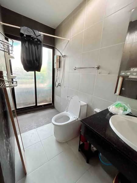 Areeya Mova Kaset-Nawamintr, Bangkok, Soi Moobaan Areeya Mowa, Chorake Bua, Lat Phrao, Bangkok, 3 Bedrooms, 170 sqm, Townhouse For Sale, by Ashiraya Suwannin, 500400516 - DDproperty.com