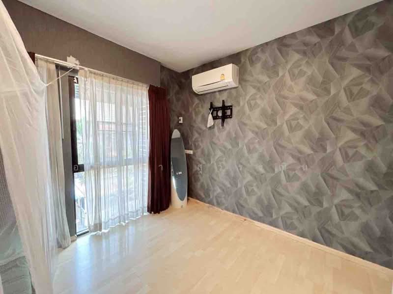 Areeya Mova Kaset-Nawamintr, Bangkok, Soi Moobaan Areeya Mowa, Chorake Bua, Lat Phrao, Bangkok, 3 Bedrooms, 170 sqm, Townhouse For Sale, by Ashiraya Suwannin, 500400516 - DDproperty.com