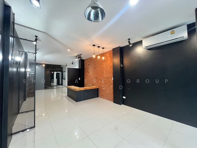 Commercial building near Thanin Market, Chiang Mai, chiang-mai, Chang Phuak, Muang Chiang Mai, Chiang Mai, , 224 sqm, Shophouse For Rent, by Shori Asset Group Co., Ltd., 500400523 - DDproperty.com