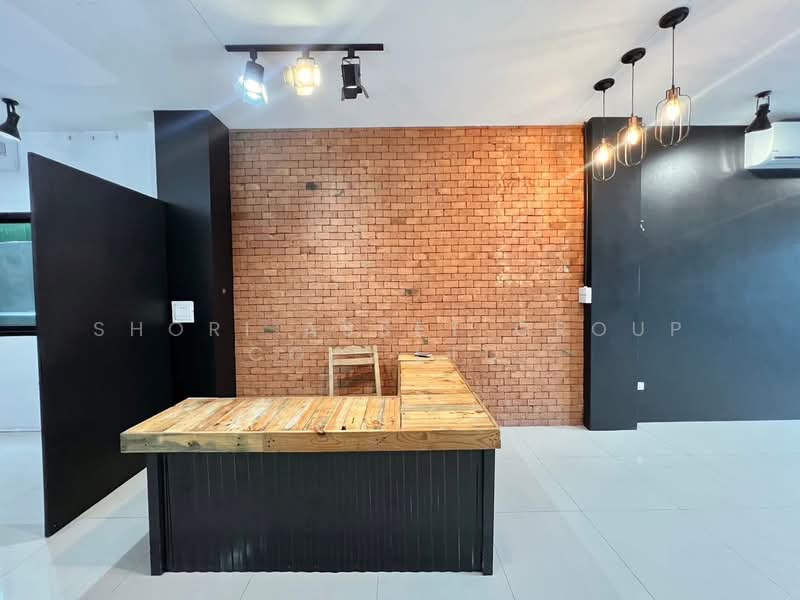 Commercial building near Thanin Market, Chiang Mai, chiang-mai, Chang Phuak, Muang Chiang Mai, Chiang Mai, , 224 sqm, Shophouse For Rent, by Shori Asset Group Co., Ltd., 500400523 - DDproperty.com