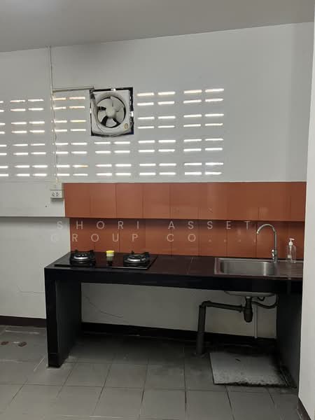 Commercial building near Thanin Market, Chiang Mai, chiang-mai, Chang Phuak, Muang Chiang Mai, Chiang Mai, , 224 sqm, Shophouse For Rent, by Shori Asset Group Co., Ltd., 500400523 - DDproperty.com