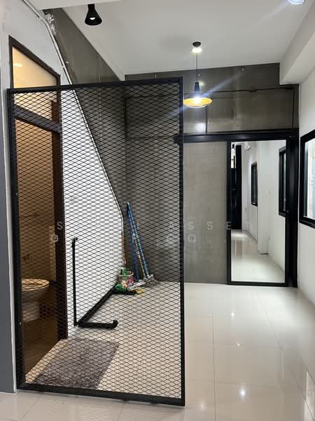 Commercial building near Thanin Market, Chiang Mai, chiang-mai, Chang Phuak, Muang Chiang Mai, Chiang Mai, , 224 sqm, Shophouse For Rent, by Shori Asset Group Co., Ltd., 500400523 - DDproperty.com