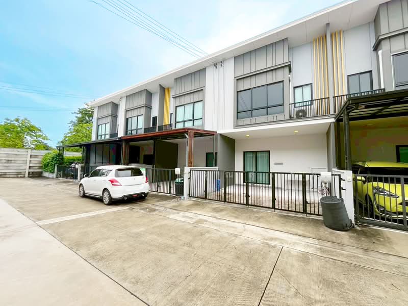 The Thamm Ratchaphruek - Sirindhorn, Nonthaburi, Bang Kruai-Chong Tanom Road, Wat Chalo, Bang Kruai, Nonthaburi, 4 Bedrooms, 73 sqm, Townhouse For Sale, by Suradej Arunsurosn, 500400549 - DDproperty.com