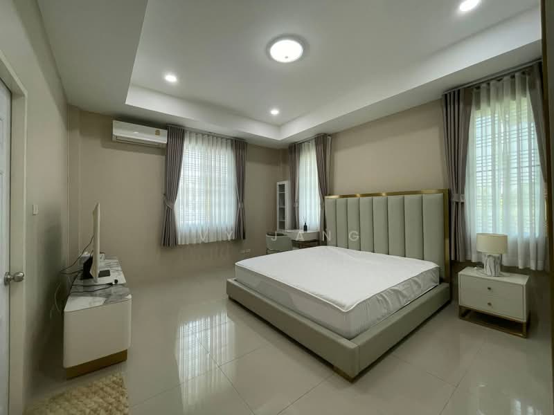 Baan Suan Neramit Watcharapol-Permsin, Bangkok, Permsin Road, Khlong Tanon, Sai Mai, Bangkok, 5 Bedrooms, 320 sqm, Single Detached House For Rent, by Ivy Jang, 500400553 - DDproperty.com