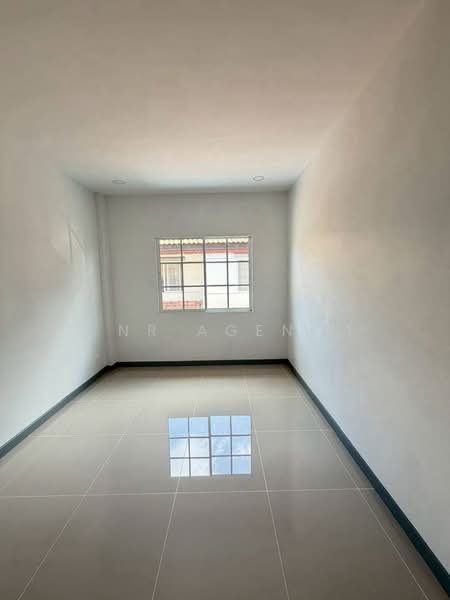 Suetrong Cozy Bangbuathong-340, Nonthaburi, Lahan, Bang Bua Thong, Nonthaburi, 2 Bedrooms, 92 sqm, Townhouse For Sale, by NR AGENT, 500400565 - DDproperty.com