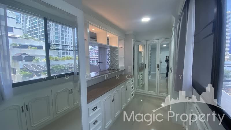 Supalai Place Sukhumvit 39, Bangkok, 175-179 Soi Sukhumvit 39 Sukhumvit Road, Khlong Tan Nua, Watthana, Bangkok, 2 Bedrooms, 112 sqm, Condo For Rent, by Magic Property, 500400567 - DDproperty.com