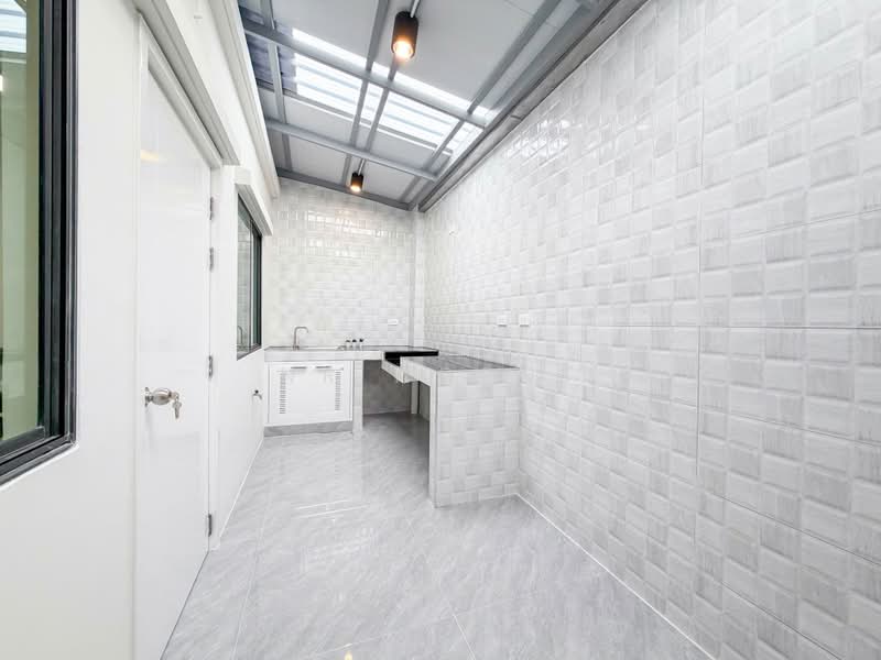 Pruksa Ville 65/1 Srisamarn, Nonthaburi, Pak Kret, Nonthaburi, 3 Bedrooms, 100 sqm, Townhouse For Sale, by NR AGENT, 500400592 - DDproperty.com