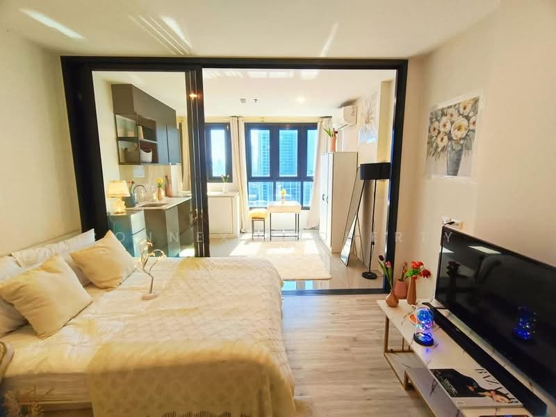 XT Huaikhwang, Bangkok, 244 Ratchadaphisek Road, Huai Khwang, Bangkok, 1 Bedroom, 31 sqm, Condo For Rent, by Connex Property, 500400594 - DDproperty.com