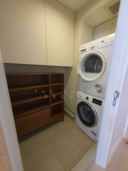 Sindhorn Residence, Bangkok, 54 Soi Ton Son, Lumphini, Pathum Wan, Bangkok, 2 Bedrooms, 93 sqm, Condo For Rent, by The Luxe Group, 500400596 - DDproperty.com