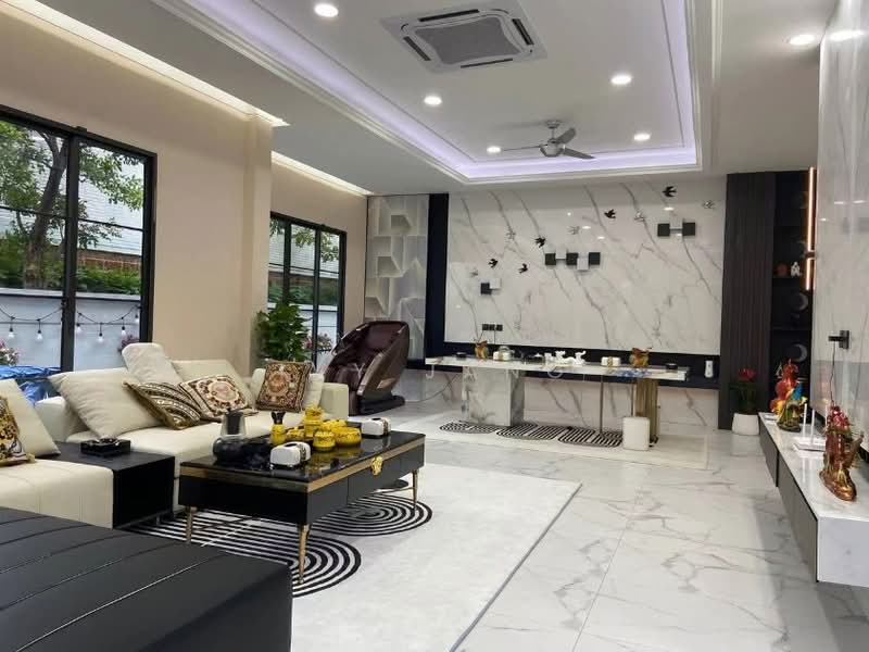 Grand Bangkok Boulevard Sukhumvit-Srinakarin, Samut Prakan, Soi Bearing 31/1, Samrong Nua, Muang Samut Prakarn, Samut Prakan, 5 Bedrooms, 531 sqm, Single Detached House For Sale, by Ivy Jang, 500400599 - DDproperty.com