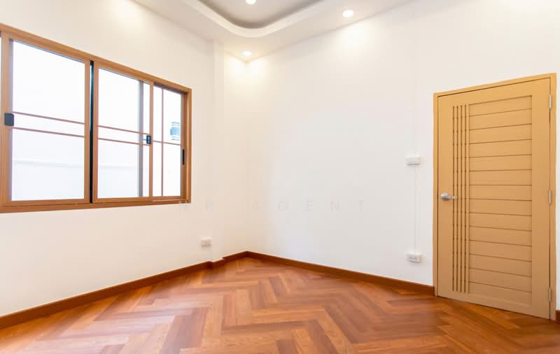 บ้านแฝดชั้นเดียว นวมินทร์109 แยก 3, Bangkok, Nawamin, Bueng Kum, Bangkok, 2 Bedrooms, 160 sqm, Semi-Detached House (Twin House) For Sale, by NR AGENT, 500400612 - DDproperty.com