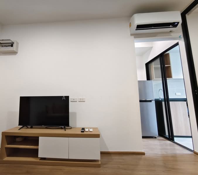 The Livin Phetkasem, Bangkok, 689 Petchkasem Road, Bang Wa, Phasi Charoen, Bangkok, 1 Bedroom, 28 sqm, Condo For Rent, by Agentbkk, 500400639 - DDproperty.com