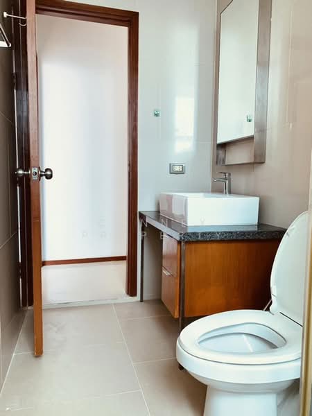 Villa Sathorn, Bangkok, 5 KrungThonBuri Road, Khlong Ton Sai, Khlong San, Bangkok, 1 Bedroom, 55 sqm, Condo For Rent, by Connex Property, 500400649 - DDproperty.com