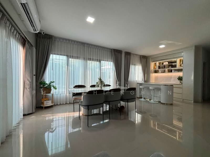Grande Pleno Phahol-Vibhavadi, Pathum Thani, Klong 1 Klongluang, Khlong Nung, Khlong Luang, Pathum Thani, 3 Bedrooms, 190 sqm, Townhouse For Rent, by Chanon Phangchienghien, 500400654 - DDproperty.com