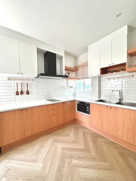 Modern Bangna-Srinakarin, Samut Prakan, Bangphli Yai, Bang Plee, Samut Prakan, 4 Bedrooms, 210 sqm, Single Detached House For Rent, by Jutarat Jitmun, 500400658 - DDproperty.com