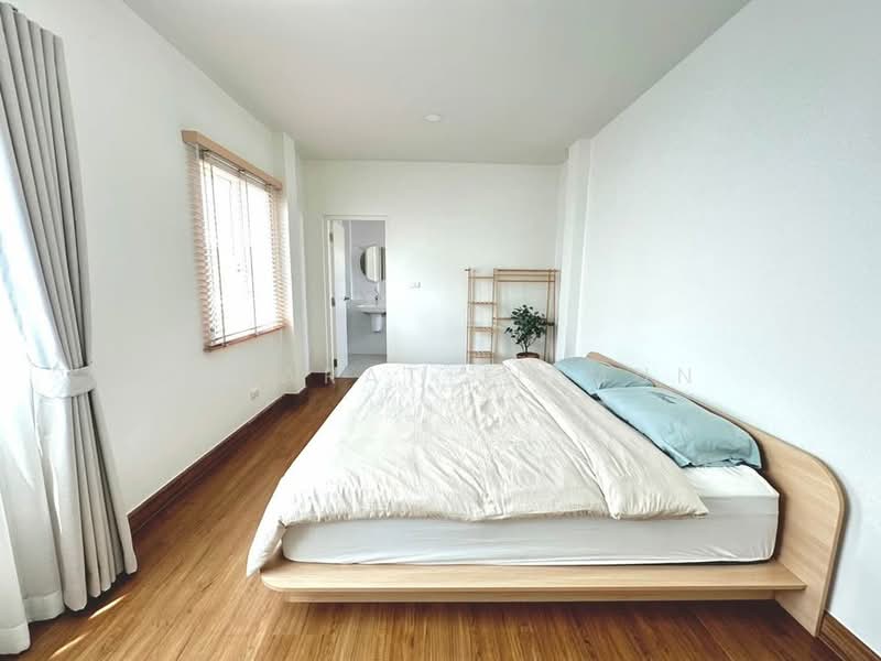 Modern Bangna-Srinakarin, Samut Prakan, Bangphli Yai, Bang Plee, Samut Prakan, 4 Bedrooms, 210 sqm, Single Detached House For Rent, by Jutarat Jitmun, 500400658 - DDproperty.com