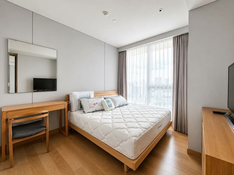 The Lumpini 24, Bangkok, Sukhumvit 24 Road, Khong Tan, Khlong Toei, Bangkok, 1 Bedroom, 39 sqm, Condo For Rent, by Nareerat Pimsawang, 500400665 - DDproperty.com