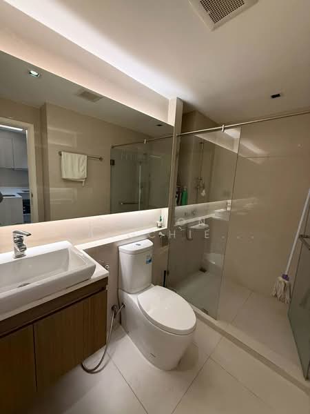 Vtara Sukhumvit 36, Bangkok, 118 Soi Saen Sabai, Phra Kanong, Khlong Toei, Bangkok, 2 Bedrooms, 65 sqm, Condo For Sale, by Chanon Phangchienghien, 500400667 - DDproperty.com