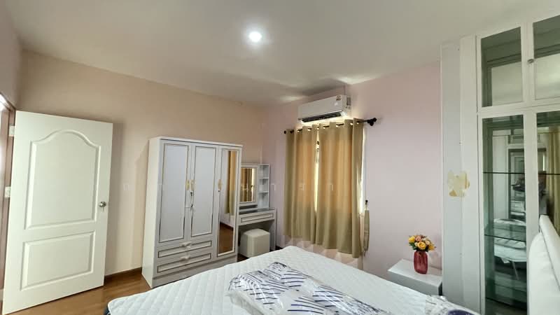Baan Lalin The Young Executive Onnut-Wongwaen-Suwannabhumi, Bangkok, Chaloem Phrakiat Rama 9 Road, Dok Mai, Prawet, Bangkok, 4 Bedrooms, 140 sqm, Single Detached House For Sale, by ปุณณภา นารานนทชัย, 500400670 - DDproperty.com