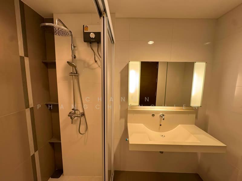 Rhythm Ratchada, Bangkok, 558 Ratchadaphisek Road, Samsen Nok, Huai Khwang, Bangkok, 1 Bedroom, 47 sqm, Condo For Rent, by Chanon Phangchienghien, 500400686 - DDproperty.com