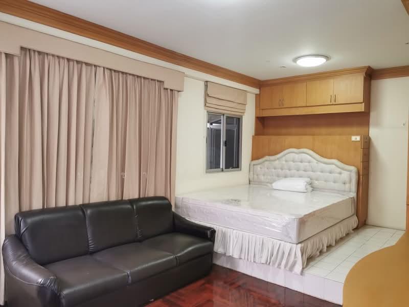 4 Bedrooms Detached house partly furnished around Ari-Rama 6 road, Bangkok, พหลโยธิน, Samsen Nai, Phaya Thai, Bangkok, 4 Bedrooms, 200 sqm, Single Detached House For Rent, by ปรีชา จิตต์สมนึก, 500400710 - DDproperty.com