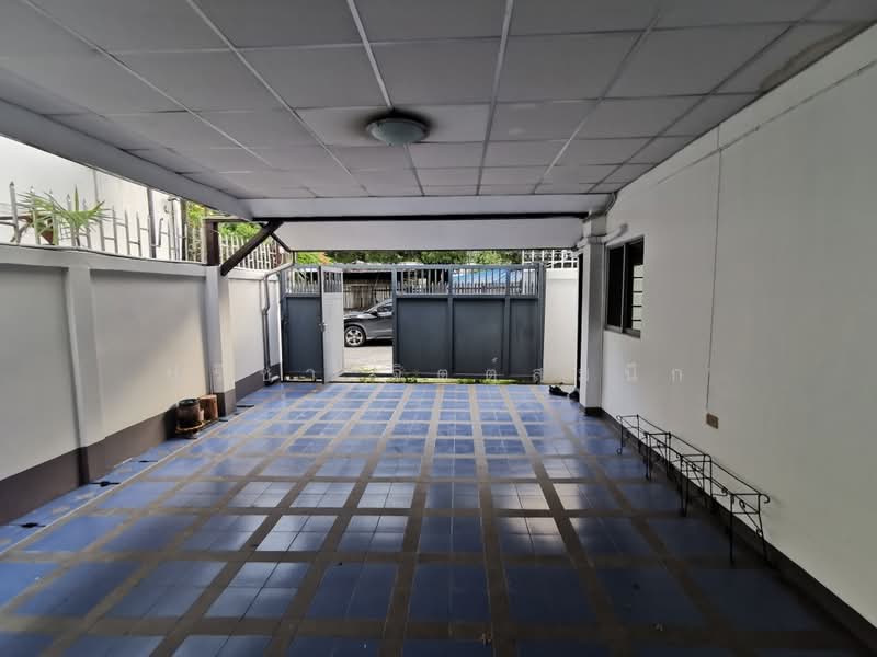 4 Bedrooms Detached house partly furnished around Ari-Rama 6 road, Bangkok, พหลโยธิน, Samsen Nai, Phaya Thai, Bangkok, 4 Bedrooms, 200 sqm, Single Detached House For Rent, by ปรีชา จิตต์สมนึก, 500400710 - DDproperty.com