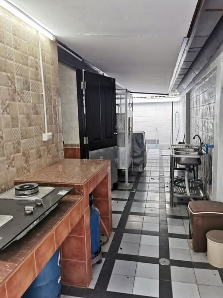 4 Bedrooms Detached house partly furnished around Ari-Rama 6 road, Bangkok, พหลโยธิน, Samsen Nai, Phaya Thai, Bangkok, 4 Bedrooms, 200 sqm, Single Detached House For Rent, by ปรีชา จิตต์สมนึก, 500400710 - DDproperty.com