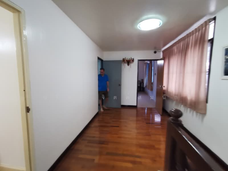 บ้านเดี่ยว 4 ห้องนอนย่านอารีย์-สะพานควาย, กรุงเทพ, พหลโยธิน, สามเสนใน, พญาไท, กรุงเทพ, 200 ตร.ม., บ้านเดี่ยว ให้เช่า, โดย ปรีชา จิตต์สมนึก, 500400710 - DDproperty.com