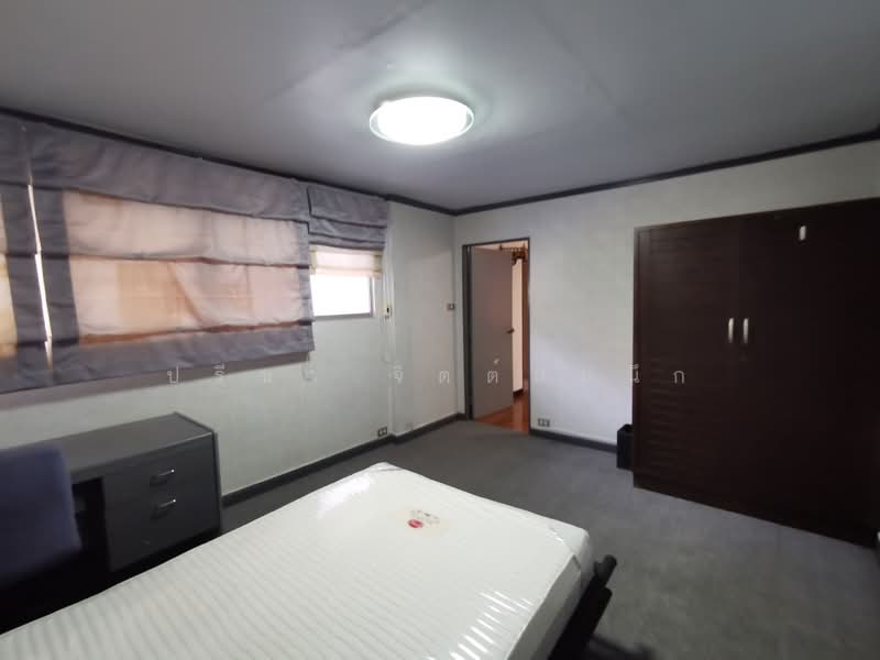 บ้านเดี่ยว 4 ห้องนอนย่านอารีย์-สะพานควาย, กรุงเทพ, พหลโยธิน, สามเสนใน, พญาไท, กรุงเทพ, 200 ตร.ม., บ้านเดี่ยว ให้เช่า, โดย ปรีชา จิตต์สมนึก, 500400710 - DDproperty.com