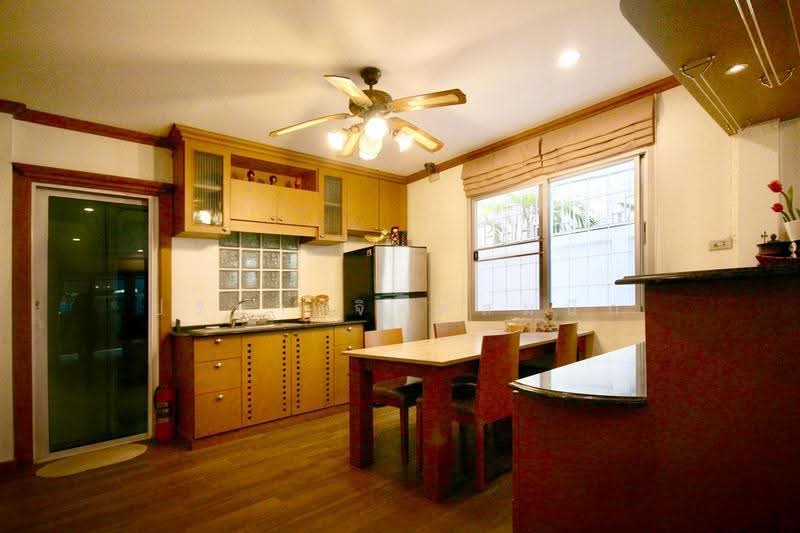 4 Bedrooms Detached house partly furnished around Ari-Rama 6 road, Bangkok, พหลโยธิน, Samsen Nai, Phaya Thai, Bangkok, 4 Bedrooms, 200 sqm, Single Detached House For Rent, by ปรีชา จิตต์สมนึก, 500400710 - DDproperty.com