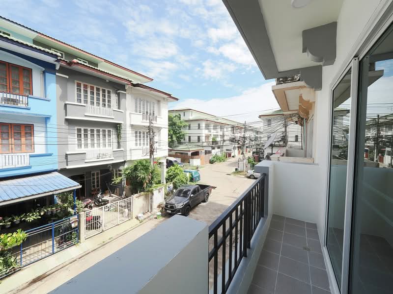 ขายราคาพิเศษ ทาวน์เฮ้าส์ 3.5 ชั้น ม.สรานนท์ ขนาด 18 ตร.ว. 4 ห้องนอน 3 ห้องน้ำ บ้านสวยมาก ฟังชั่นบ้าน, Nonthaburi, ติวานนท์-ปากเกร็ด, Pak Kret, Nonthaburi, 4 Bedrooms, 180 sqm, Townhouse For Sale, by wipa รุ่งธุระ, 500400716 - DDproperty.com