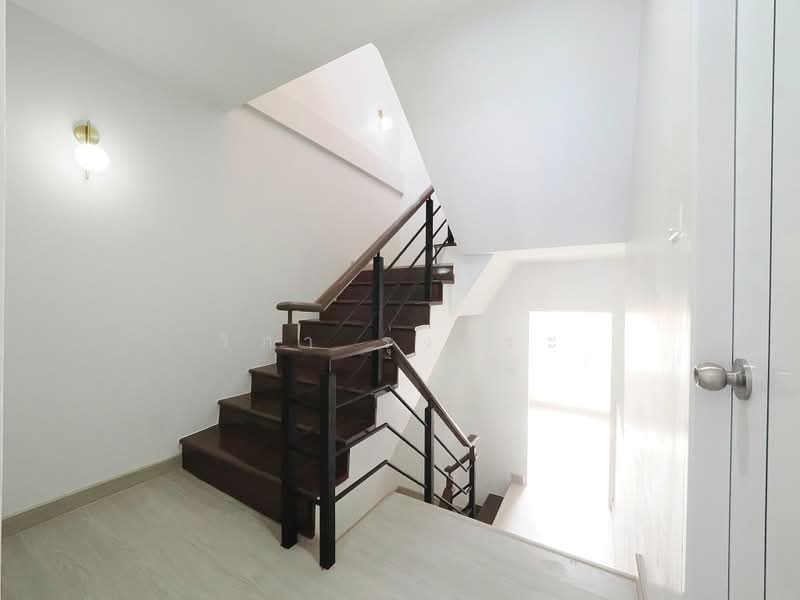 ขายราคาพิเศษ ทาวน์เฮ้าส์ 3.5 ชั้น ม.สรานนท์ ขนาด 18 ตร.ว. 4 ห้องนอน 3 ห้องน้ำ บ้านสวยมาก ฟังชั่นบ้าน, นนทบุรี, ติวานนท์-ปากเกร็ด, ปากเกร็ด, นนทบุรี, 180 ตร.ม., ทาวน์เฮ้าส์ ขาย, โดย วิภา รุ่งธุระ, 500400716 - DDproperty.com
