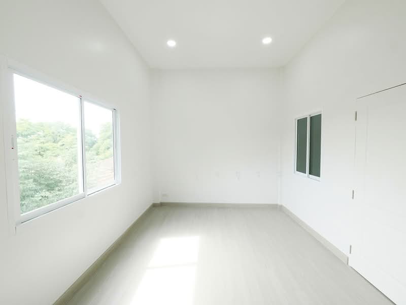 ขายราคาพิเศษ ทาวน์เฮ้าส์ 3.5 ชั้น ม.สรานนท์ ขนาด 18 ตร.ว. 4 ห้องนอน 3 ห้องน้ำ บ้านสวยมาก ฟังชั่นบ้าน, Nonthaburi, ติวานนท์-ปากเกร็ด, Pak Kret, Nonthaburi, 4 Bedrooms, 180 sqm, Townhouse For Sale, by wipa รุ่งธุระ, 500400716 - DDproperty.com