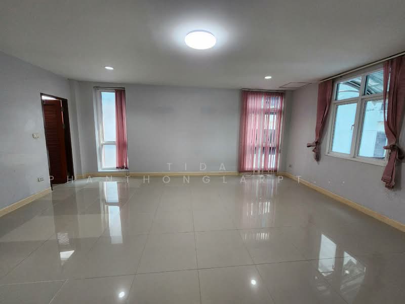 Office for Rent, Ladprao Wanghin, 320 sq.m, Bangkok, Lat Phrao, Bangkok, , 320 sqm, Office Space For Rent, by Tida phanthonglarptawee, 500400750 - DDproperty.com