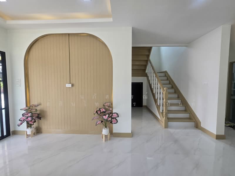 K.C. Garden Home, Bangkok, Nimit Mai Road, Sam Wa Tawan Ok, Khlong Sam Wa, Bangkok, 4 Bedrooms, 200 sqm, Single Detached House For Sale, by นภัสศรณ์ วงศ์สินไทยกร (นันท์), 500400772 - DDproperty.com