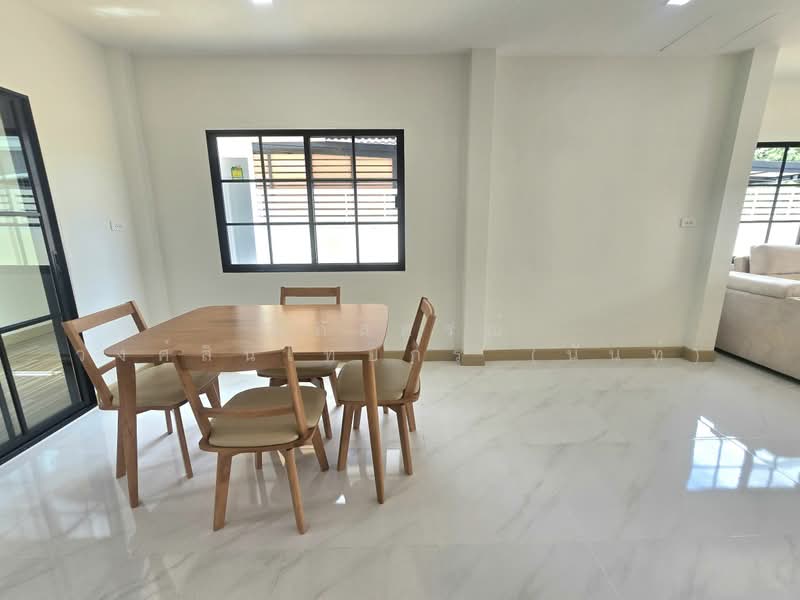 K.C. Garden Home, Bangkok, Nimit Mai Road, Sam Wa Tawan Ok, Khlong Sam Wa, Bangkok, 4 Bedrooms, 200 sqm, Single Detached House For Sale, by นภัสศรณ์ วงศ์สินไทยกร (นันท์), 500400772 - DDproperty.com
