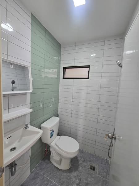 K.C. Garden Home, Bangkok, Nimit Mai Road, Sam Wa Tawan Ok, Khlong Sam Wa, Bangkok, 4 Bedrooms, 200 sqm, Single Detached House For Sale, by นภัสศรณ์ วงศ์สินไทยกร (นันท์), 500400772 - DDproperty.com