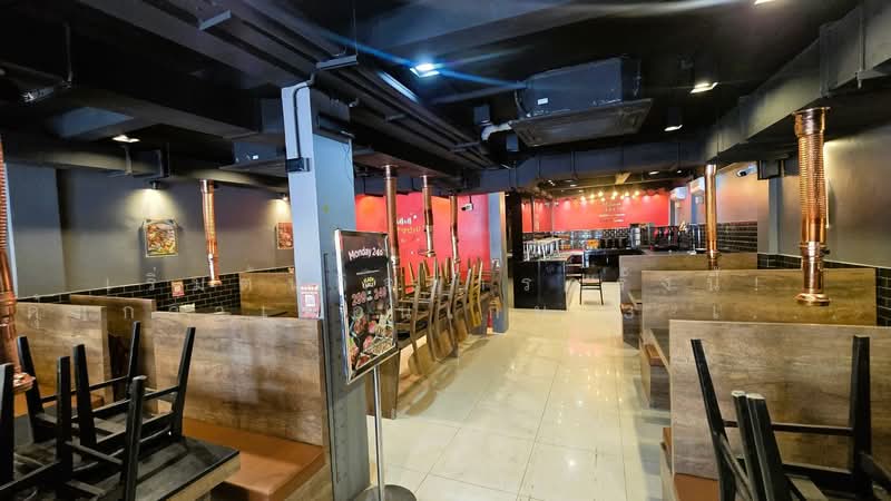 Korean BBQ Restaurant, FREE entire shop included, Pathum Thani, Prachathipat, Thanyaburi, Pathum Thani, 1 Bedroom, 400 sqm, Townhouse For Sale, by เริ่มต้นกิจการครั้งนี้! คุ้มกว่าเพื่อนเกิน 3 เท่าตัว!! เซ้งกิจการ ร้านอาหาร ปิ้งย่างเกาหลี แถมฟรี, 500400799 - DDproperty.com